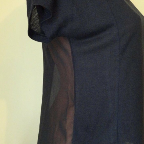 SO Semi-sheer Top Kohls' Semi-sheer Back S NWT - Picture 2 of 2